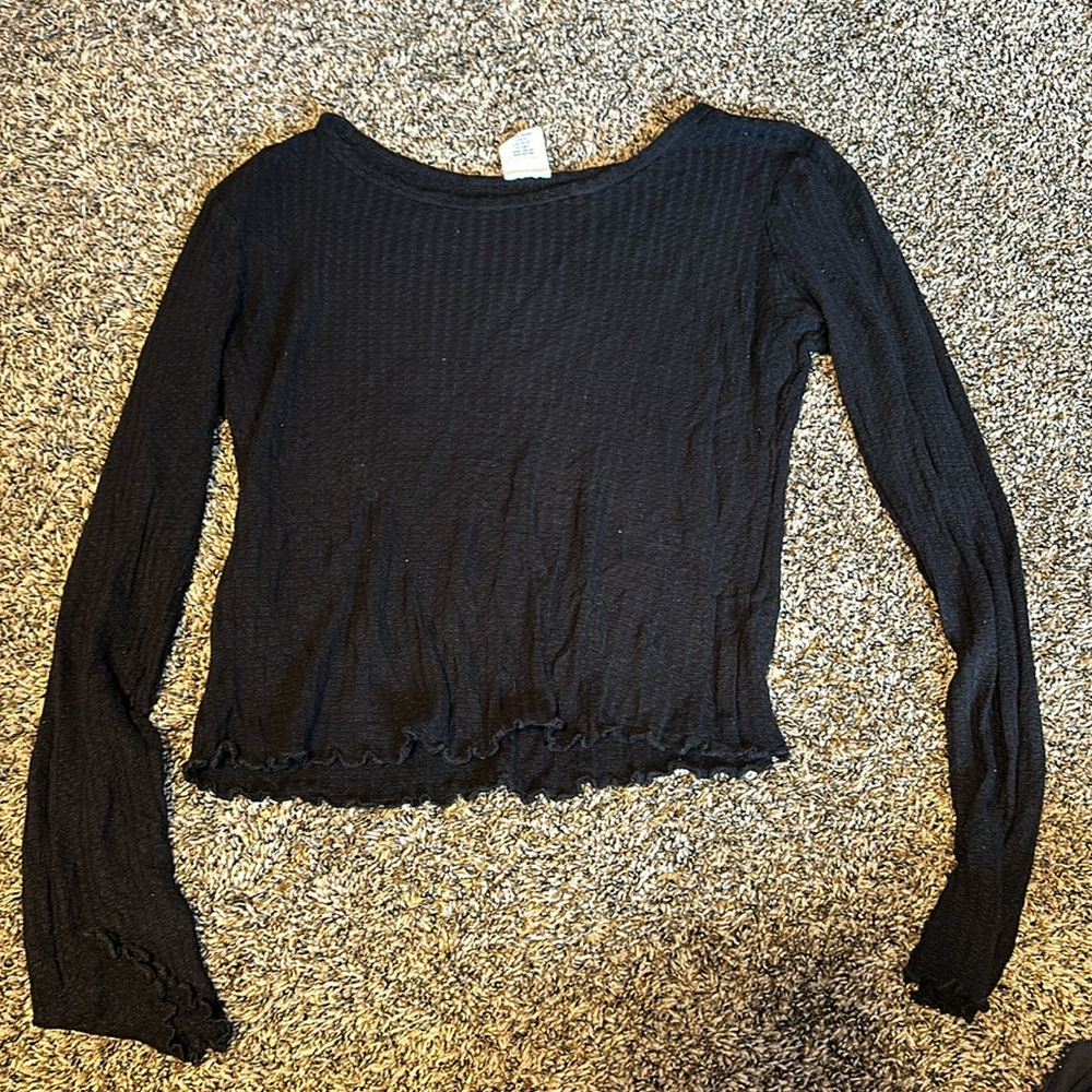 Black and White Women’s Cropped Long Sleeve Top with Ruffles - Picture 5 of 5